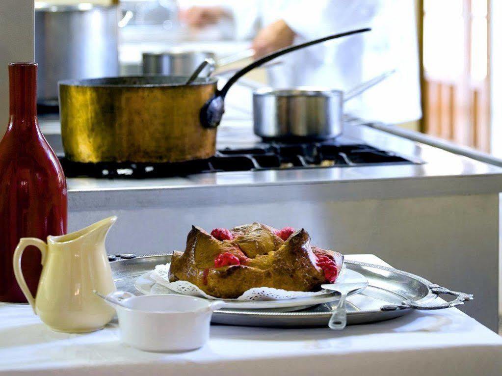 Logis Hotel-Restaurant Le Relais Отрив Экстерьер фото